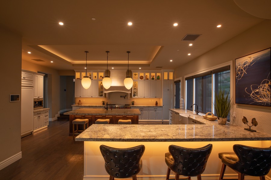 achieving-stunning-home-illumination-with-a-lighting-control-system